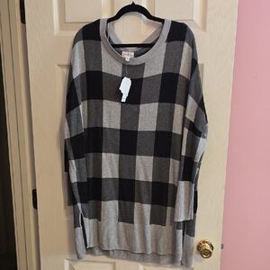 Wonderly Two-Tone‎ Gray Knit Sweater